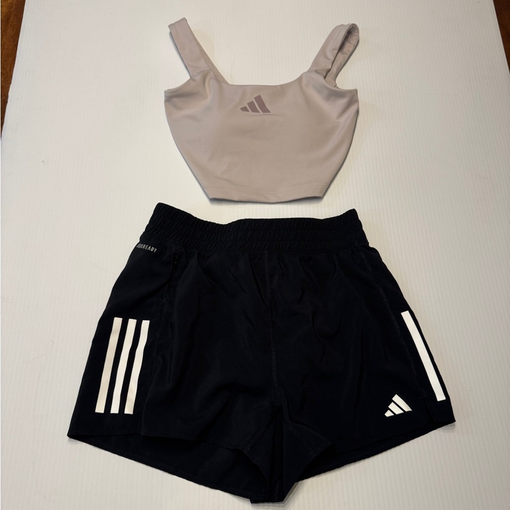 Adidas shorts XS and Adidas sports bra XS set